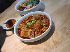 -全牛匠·乐山跷脚牛肉(新中关店)