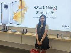 -华为授权体验店(中山公园来福士)