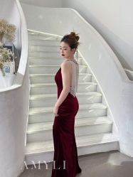 -艾米丽婚纱礼服