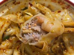 -八二小区抄手(龙湖上城天街店)