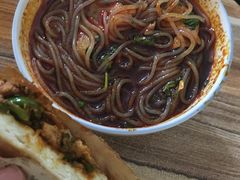 -老字号杨坡红油米线腊汁肉夹馍(东四道巷店)