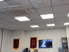 -TESLA 特斯拉(深圳坂田特斯拉中心)