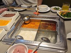 -海底捞火锅(杭州滨江九宜城店)