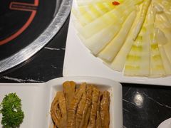 油卤肥肠-三只耳火锅(宽窄巷子店)