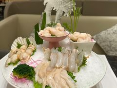 -红鼎豆捞·非遗鲍皇汤火锅(宝丰路店)