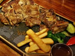 果木菲力牛小排-JUKEBOX玖部音乐餐厅(华侨城店)