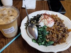 -CowCow其其·牛杂咖啡公司(六运店)
