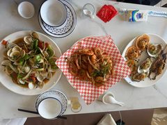 -覃记海鲜美食餐厅