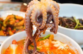 Octopus Spicy Noodle Soup