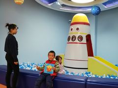 -小门牙好性格托育(北外滩中心)