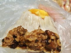 咸蛋黄大烧卖-白玉兰食品(中山公园龙之梦店)