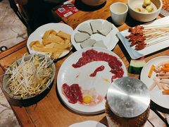 -城墙拐拐火锅(三峡广场黑金冠店)