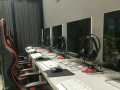 -网鱼网咖·电竞(南开百脑汇店)