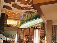 -松山湖凯悦酒店·Café自助餐厅·周末火舞秀表演