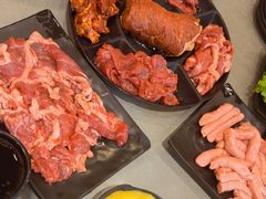 -啊美丽炭火烤肉(滑翔一店)