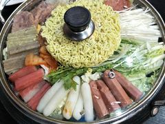 传统部队火锅-the frypan韩国炸鸡啤酒(五路居店)