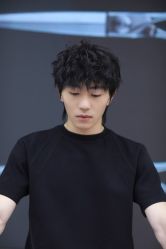 -首脑美发沙龙