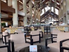 -亚龙湾喜来登·美景台大堂吧