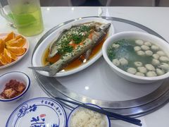 -丹水桥地锅鱼·翘嘴鲌·地方特色全鱼宴(丹江口大坝店)