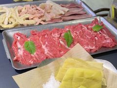 -由衷贵州酸汤牛肉火锅(新桥店)