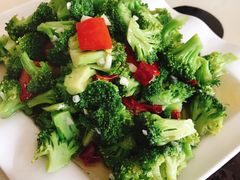 蒜蓉西兰花-老王烫面角(北京路店)