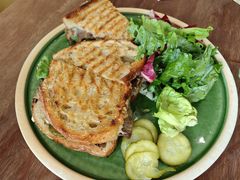 -O'mills Sourdough Bakery&Bistro(永嘉路店)