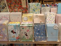 -猫的天空之城概念书店(杭州南宋御街店)