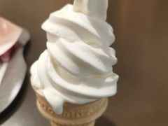 圆筒冰淇淋-麦当劳(金沙广场店)