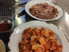 掌中宝-马路牙子烧烤音乐酒馆(望京店)