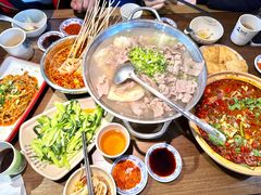 -肖四女乐山跷脚牛肉(南汇大学城生活广场店)