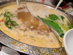 -嘎琉鲜切牛肉自助火锅
