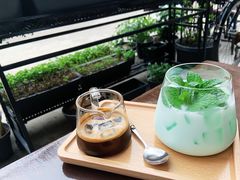 -转山咖啡(松柏社区店)