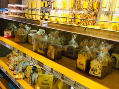 面包甜点陈列柜-匠造烘焙(联洋店)