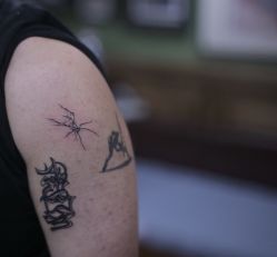 -雲艺刺青·洗纹身