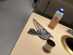 -蚂蚁洞·烤肉大营地(上海静安大悦城店)