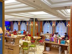 大堂-品海楼·大连海胆锅贴馆(东港店)