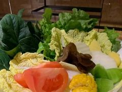 -左庭右院鲜牛肉火锅(浦江欢乐颂店)