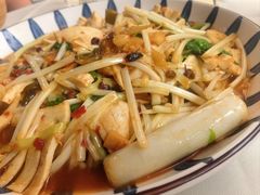 -龙门阵茶屋川菜馆(武康路店)