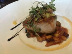 香煎深海鲈鱼柳-YUE·6·西式融合餐厅(外滩六号店)