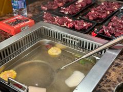-牛里牛气· 榴莲海鲜鲜牛肉自助火锅·烤肉(横岗店)