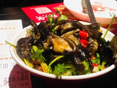 椒麻无骨鸡爪-蛙三泡椒牛蛙(万象城店)