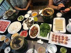 -小背篓菌汤火锅(济阳店)