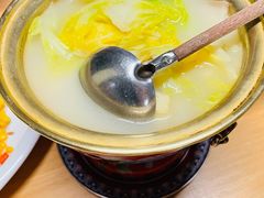 冻豆腐炖白菜-关东小磨东北菜(上海长风大悦城店)