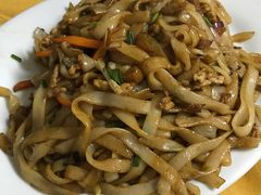 炒牛河-大戚饭店(泰华路店)