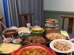 -鱼头泡饭·湖北菜·非物质文化遗产(岳家嘴总店)
