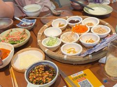 -包整·丝娃娃(甲秀楼景观店)