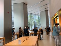 -Apple零售店(华贸购物中心店)