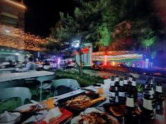 -德仕美食花园(栾川县凤凰天街店)