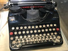 -陆汉斌打字机博物馆