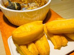 小油条配酸辣汤-味莊·青岛菜(石老人店)